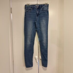 Bullhead Denim Co, Highrise Skinniest jeans, size 5